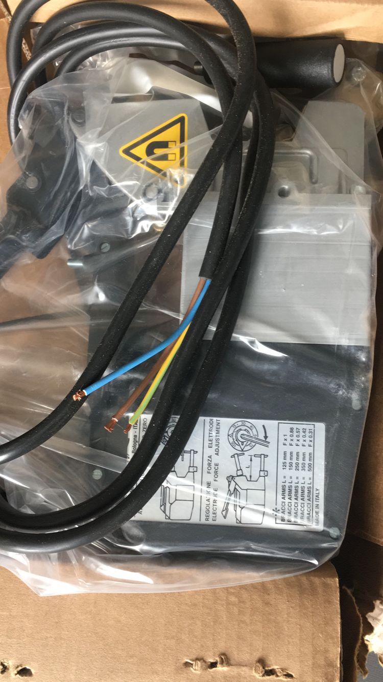  TECNA點(diǎn)焊槍、TECNA點(diǎn)焊機(jī)、TECNA焊機(jī)